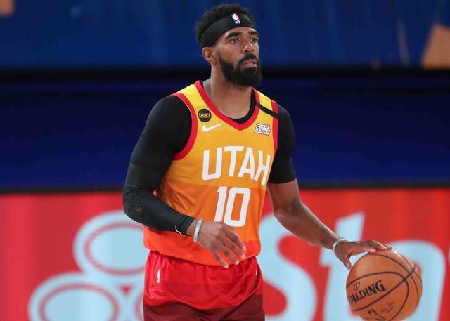  霍芬海姆锋线双星联手轰入四球  